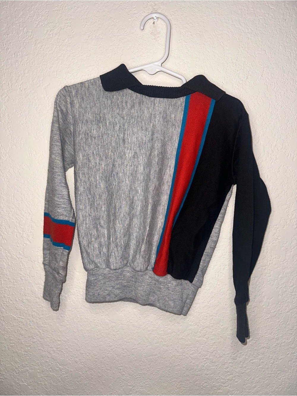 Vintage Kids Healthex Colorblock Crewneck Sweater with Red & Blue Stripe Size 6
